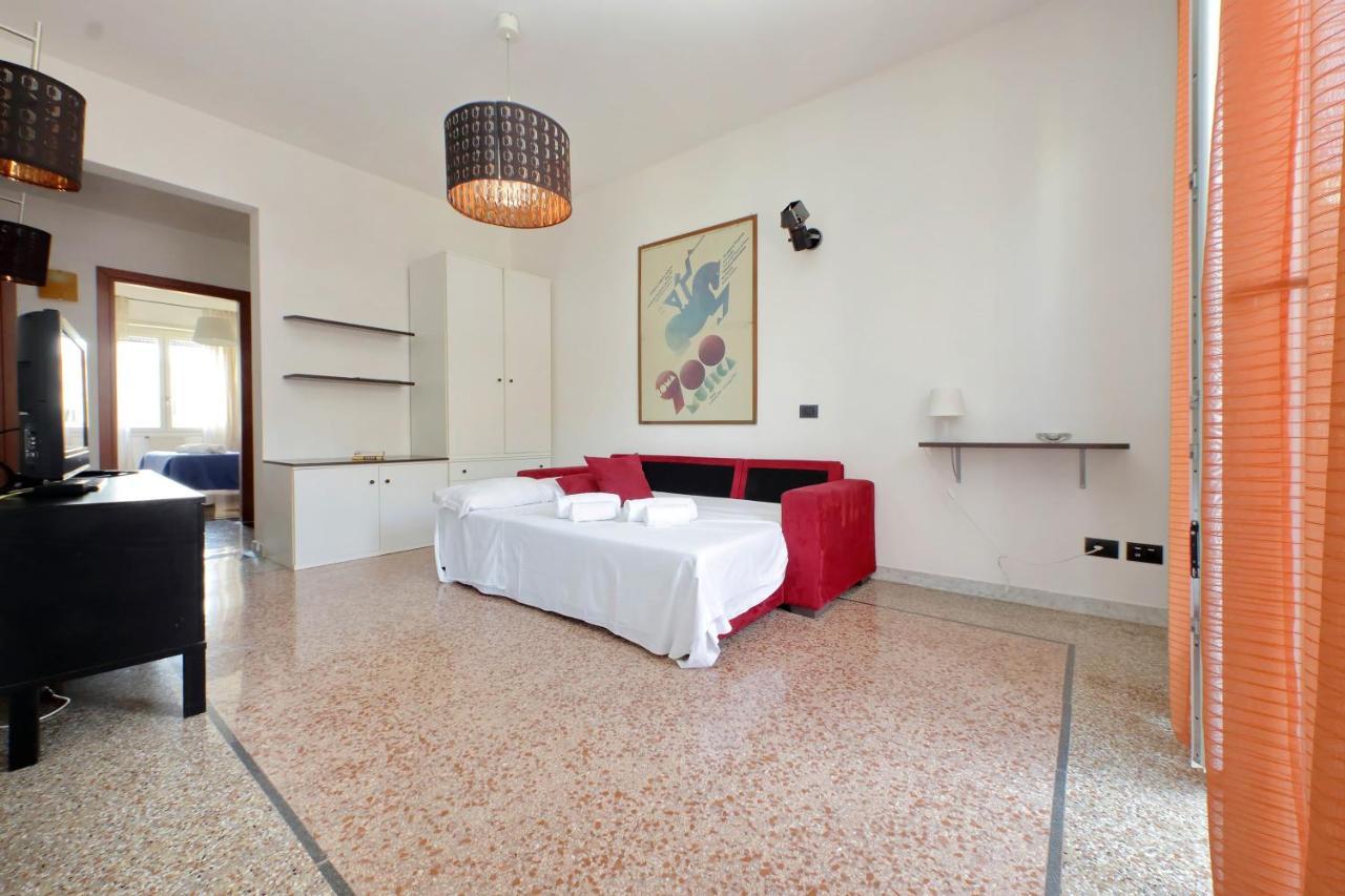 Silvano'S Home In Roma Exterior foto